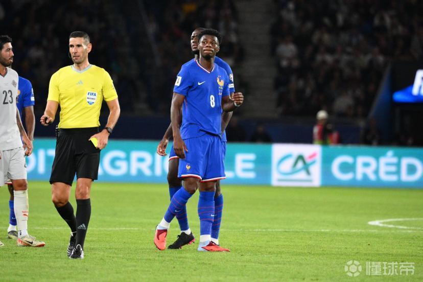 开云APP-自齐达内以来，楚阿梅尼是首位为法国队累计两张红牌的球员