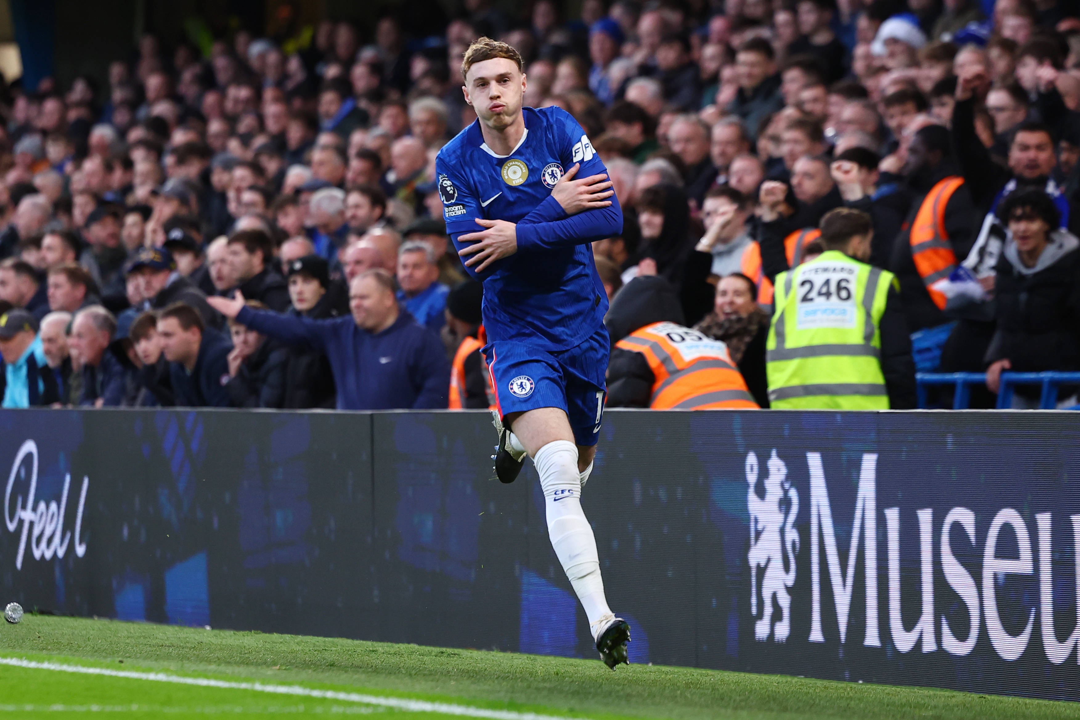 开云-电讯报：帕尔默至少会为切尔西效力至30年，他和凯塞多都是非卖品